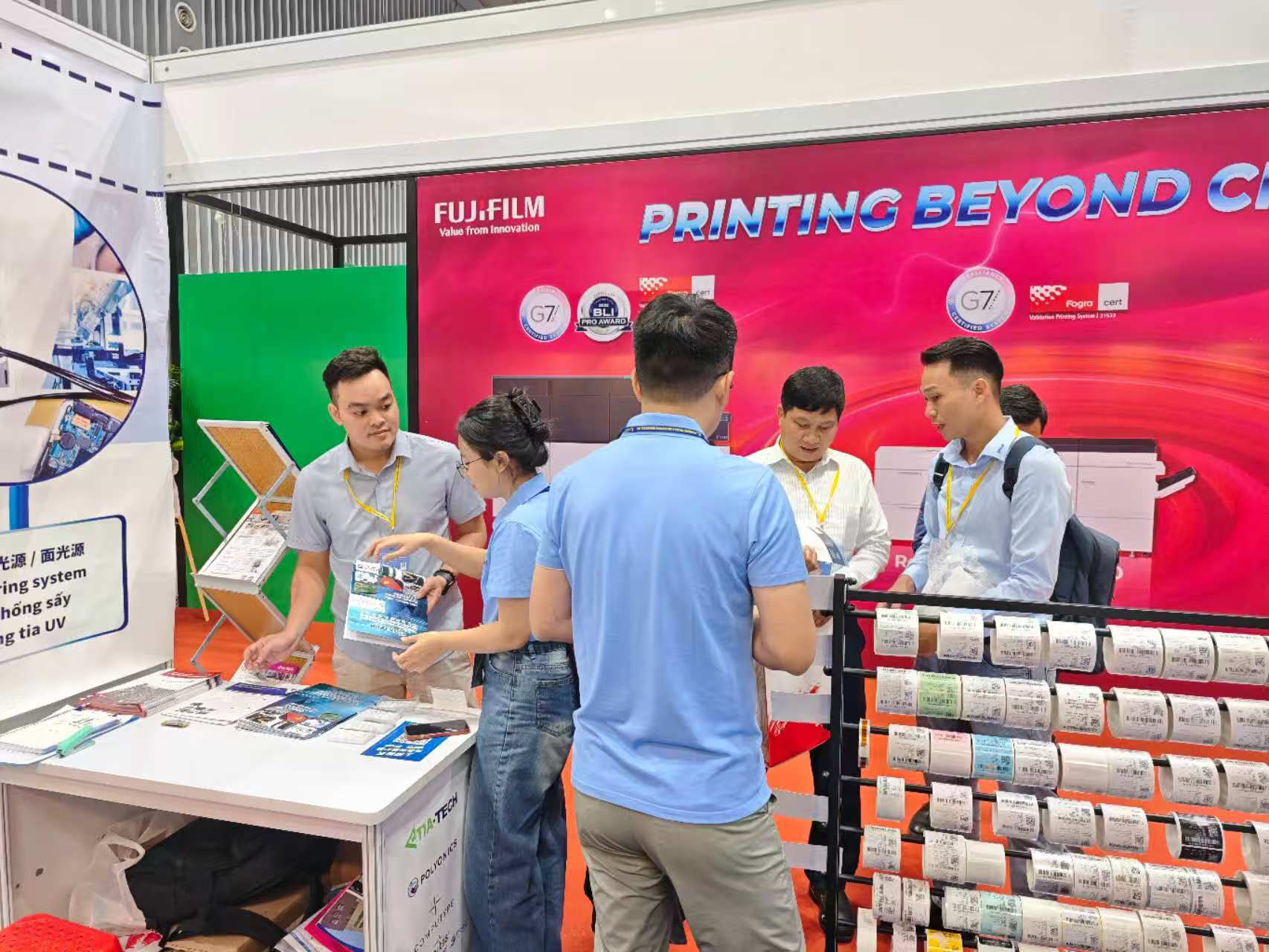 f64253dff24d85852a1533f8059cf494